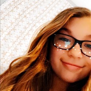 Meet your Posher, Ava